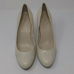 Calvin Klein Women's Olive Pumps